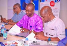 Guinée: une convention de partenariat tripartite pour lutter contre la grippe aviaire.